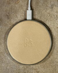 B&O Beoplay Charging Pad